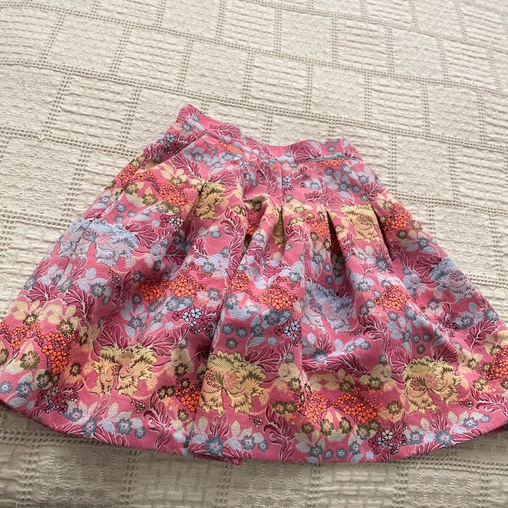 Bebe skirt
